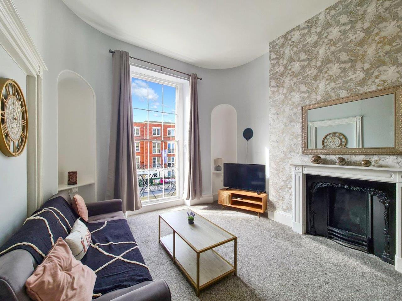 Margaret'S Terrace By Fortuna Property Cheltenham Kültér fotó