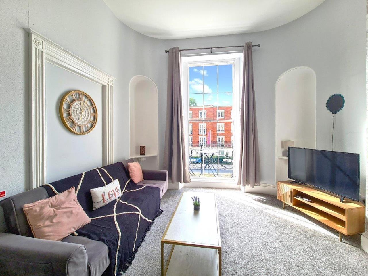 Margaret'S Terrace By Fortuna Property Cheltenham Kültér fotó